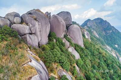 广东有座仙人台,峰顶花岗岩巨石让人叹为观止!